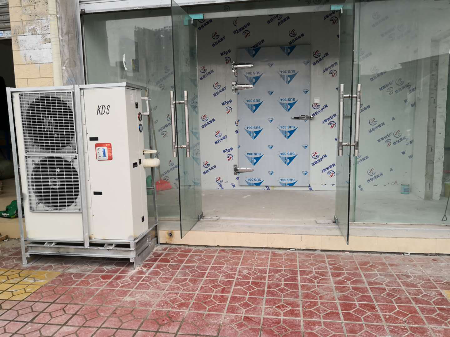120m3的低溫冷庫(kù)建設(shè)周期要多久？冷庫(kù)安裝廠家告訴你